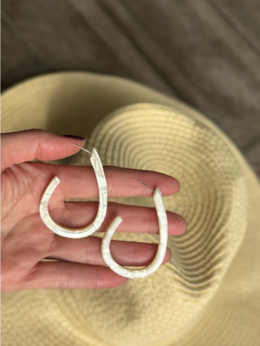 Pearlized Hoop Earrings - Iridescent White